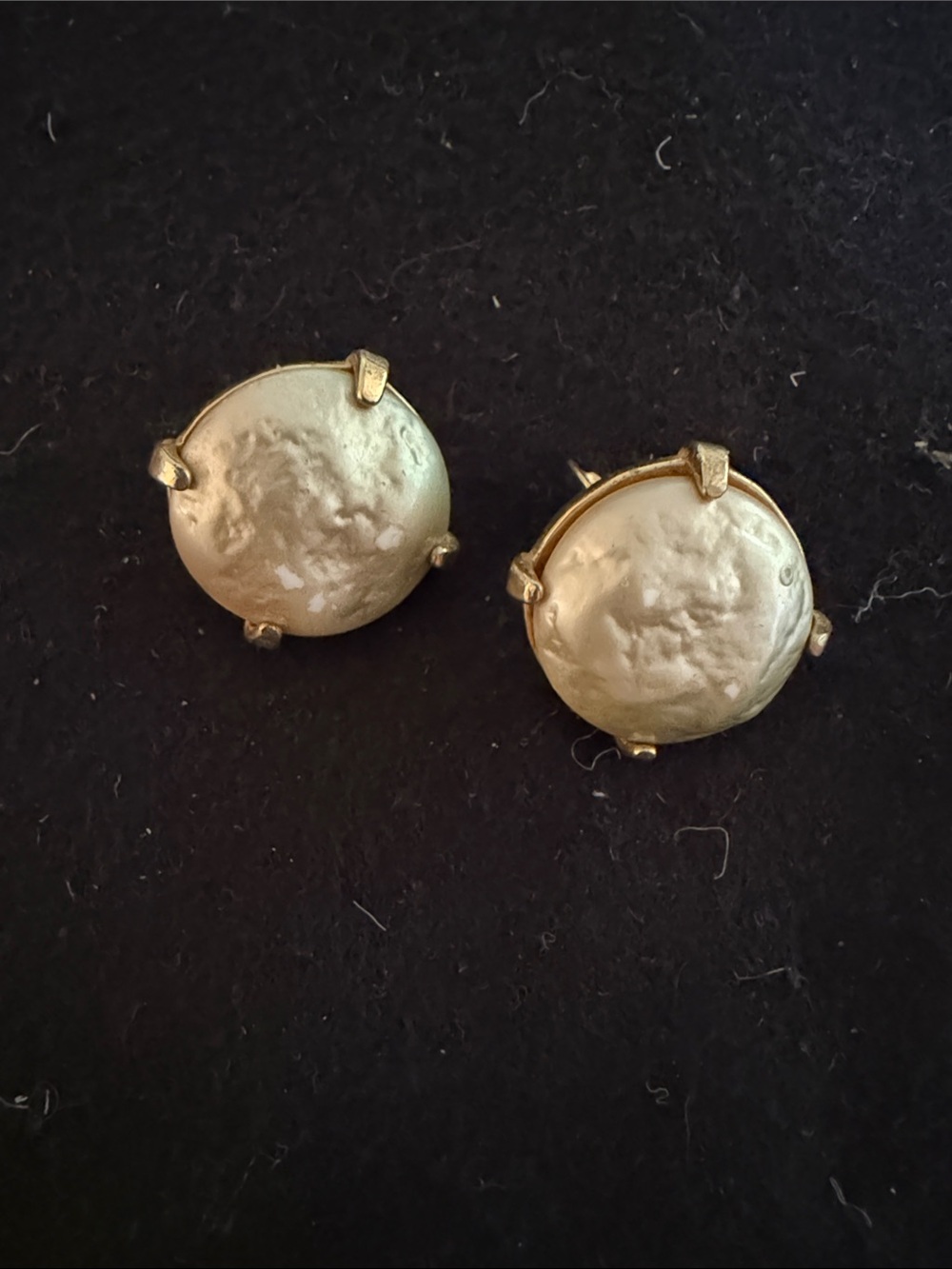 Vintage CastleCliff Gold-Tone Textured Round Clip Earrings